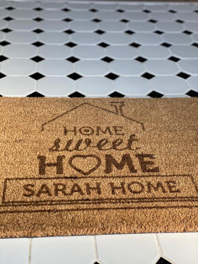 Sarah Home Hunedoara Exterior photo